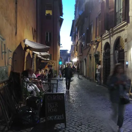 L'antica Porta Di Trastevere
